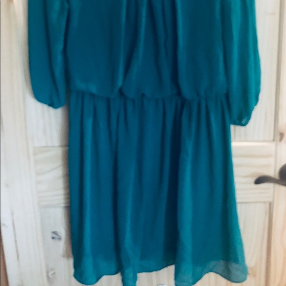 Dress - Picture 2 of 7